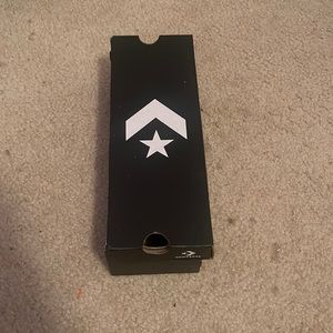 converse box (JUST THE BOX!!!)